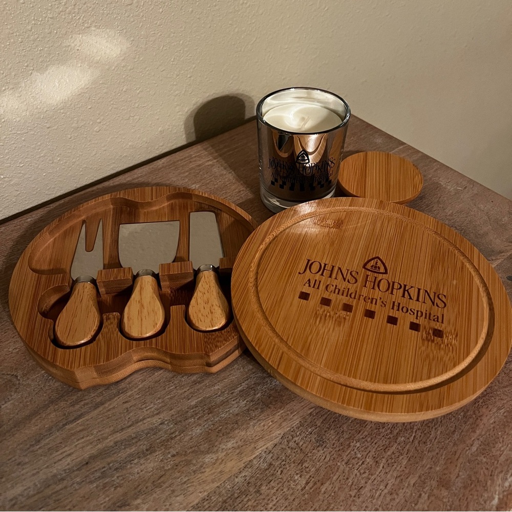 NIB Johns Hopkins All Children’s Hospital Engraved Cheeseboard Gift Set & Candle